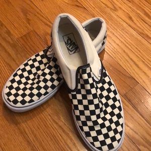 Checked black and white Vans